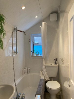 Newly Refurbished Bathroom