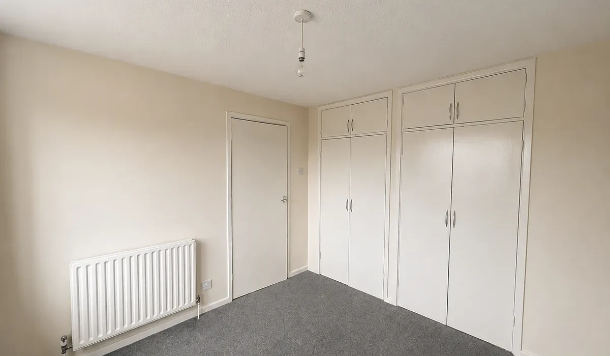 Acorn Green Hailsham BN27 Bedroom 2 wardrobes