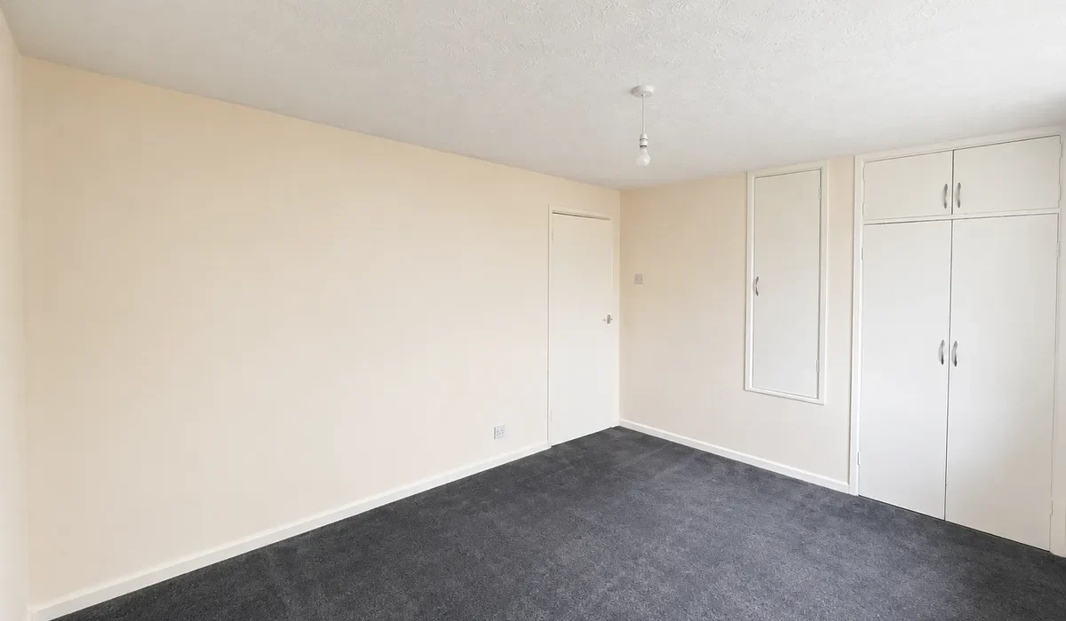 Acorn Green Hailsham BN27 Bedroom 1 wardrobes